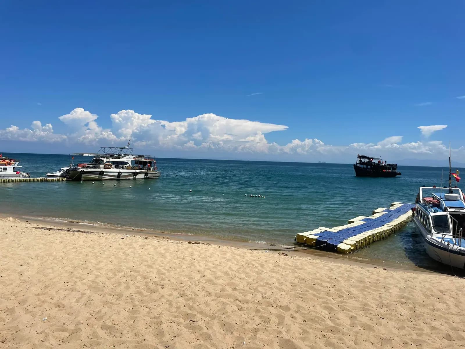 Cham Island Snorkeling private tour