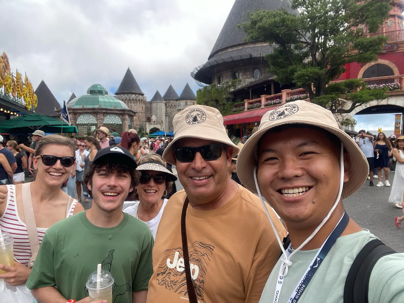 Marble Mountains & Ba Na Hills private tour