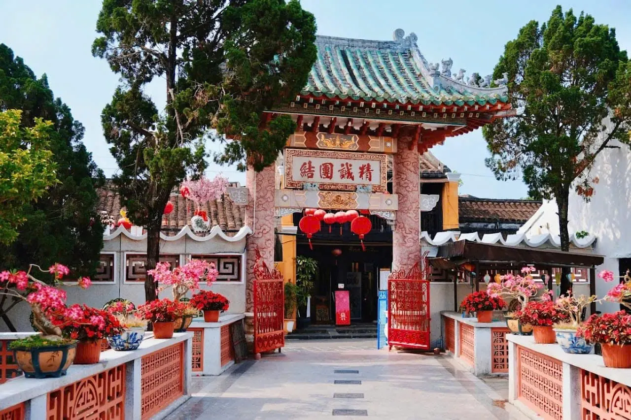 The triple gate of the Phuc Kien Assembly Hall on Tran Phu Street in Hoi An Ancient Town